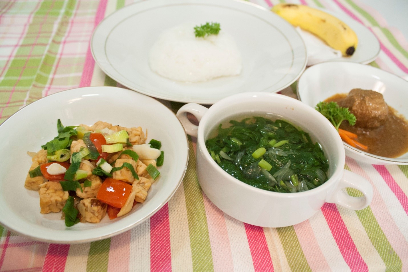 Cara Membuat Nasi Tim Untuk Orang Sakit - Nasi tim merupakan salah satu